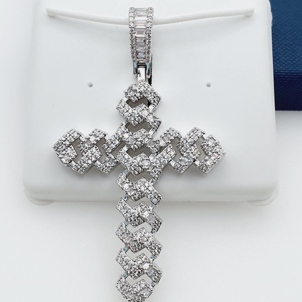 925 Sterling Silver Plated CZ Pendant, EVBRS585